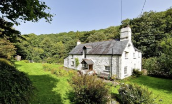 River-side home for sale