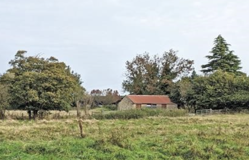 Barn for sale for development