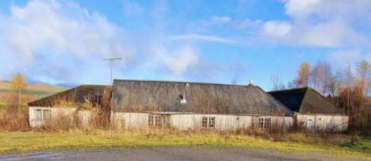 Former restaurant for conversion
