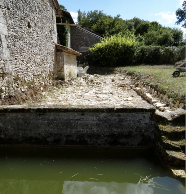 French
          barn for sale for redevelopment